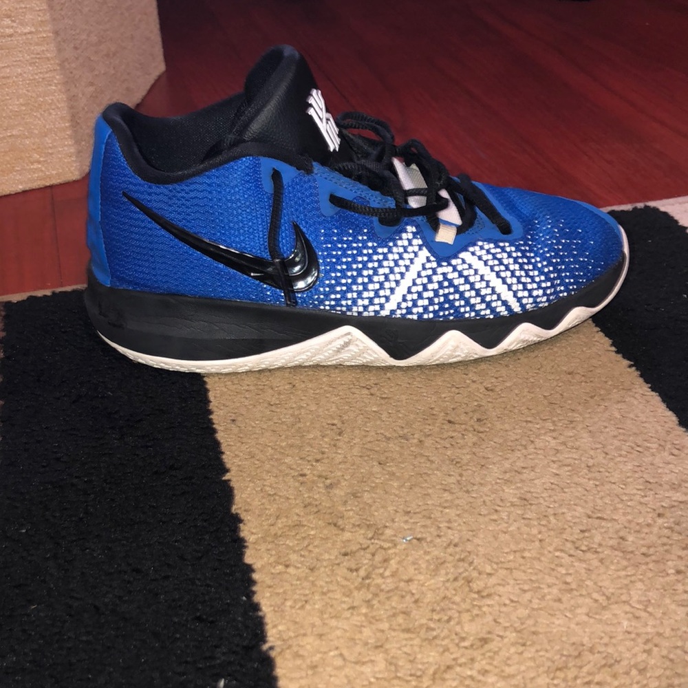 Kyrie Irving basketball shoes